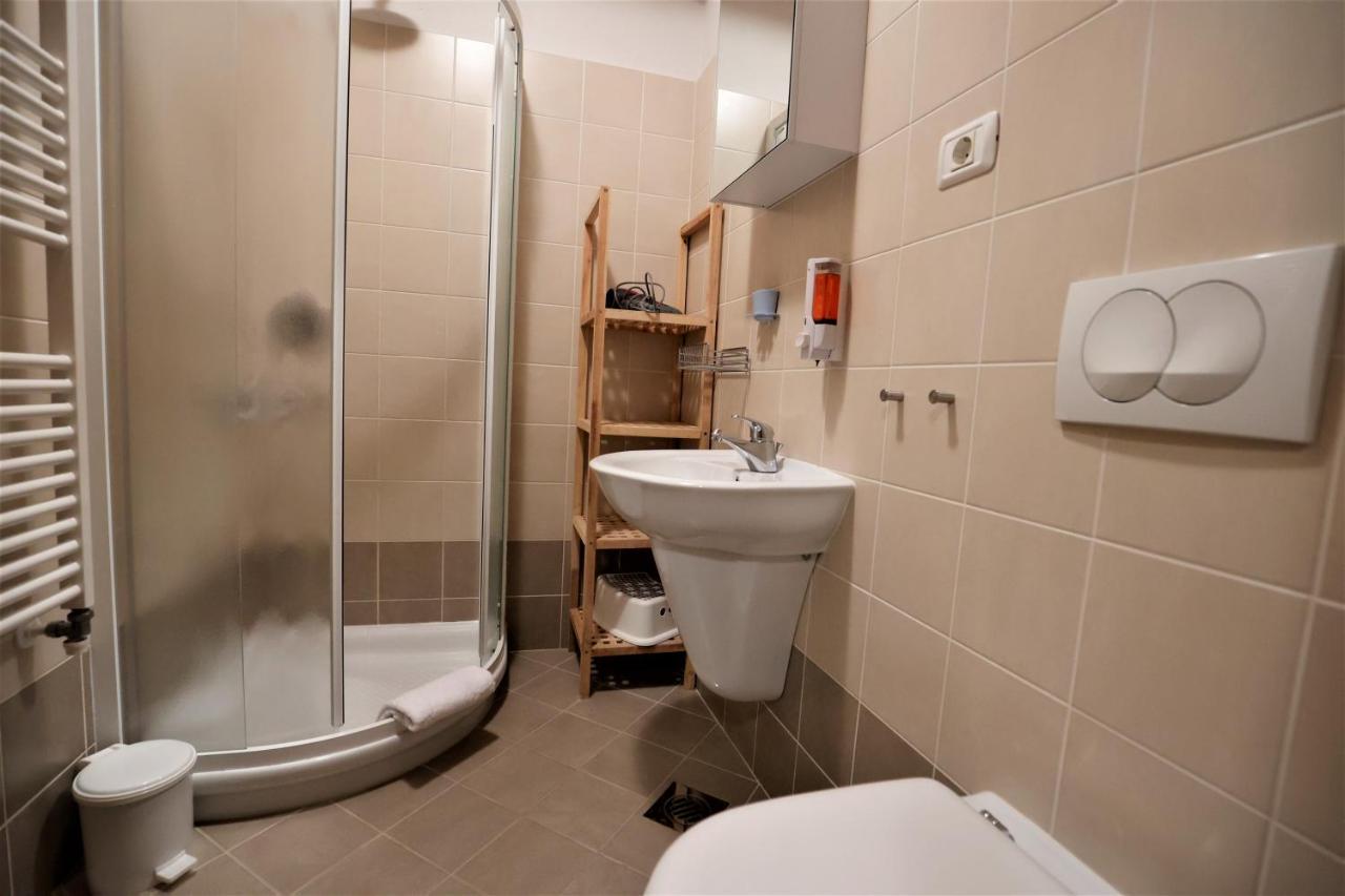 Guesthouse Idila Pod Nanosom Senozece Dış mekan fotoğraf