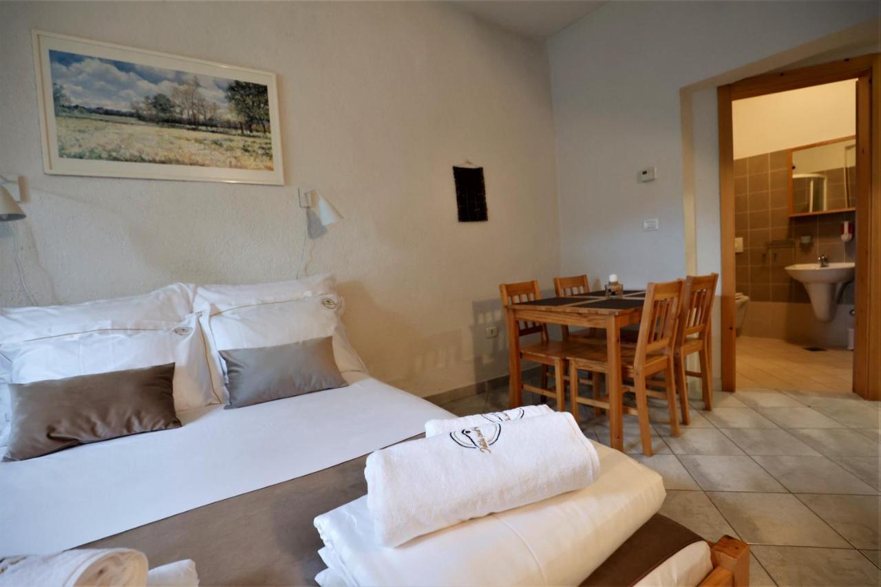 Guesthouse Idila Pod Nanosom Senozece Dış mekan fotoğraf