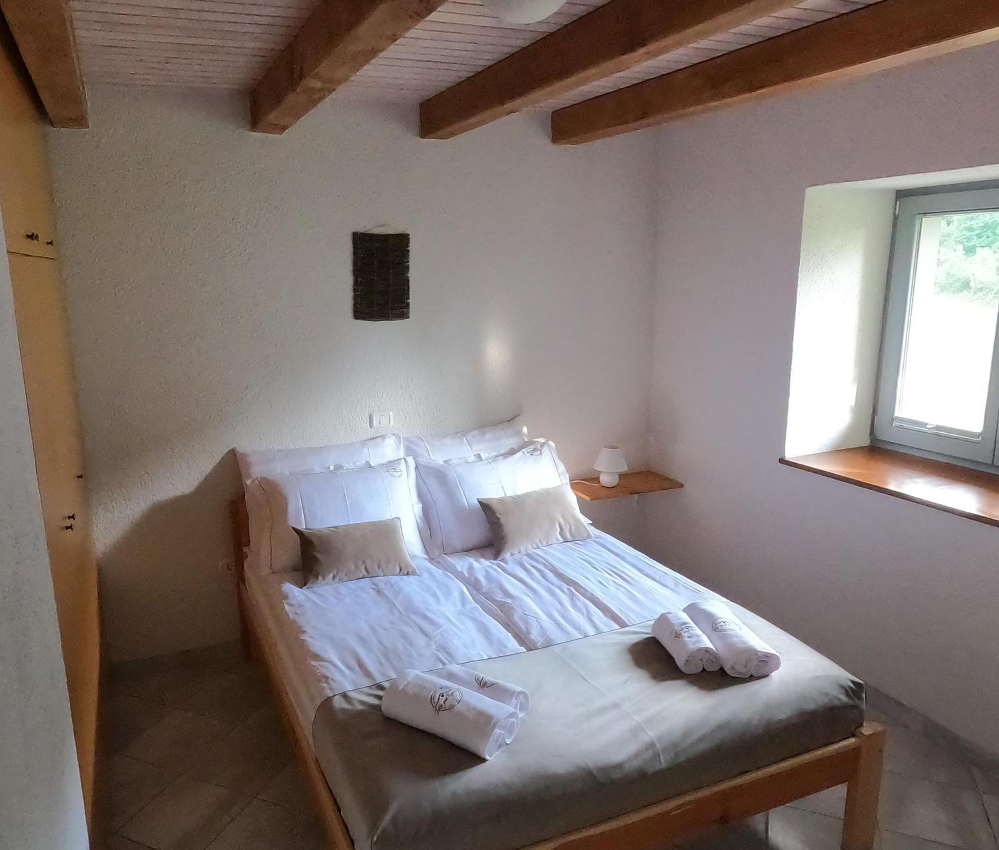 Guesthouse Idila Pod Nanosom Senozece Dış mekan fotoğraf